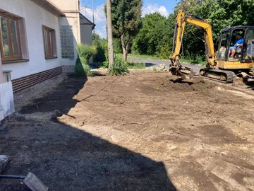 Parkovací stání Křenovice